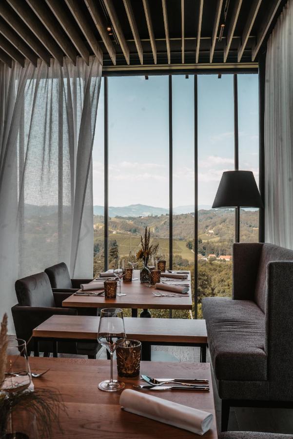 Jaglhof Hotel Gamlitz Bagian luar foto