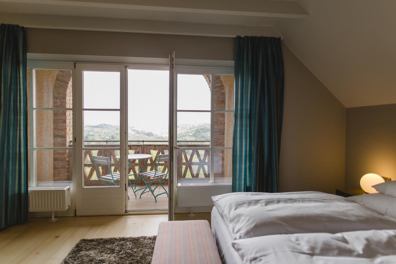 Jaglhof Hotel Gamlitz Bagian luar foto