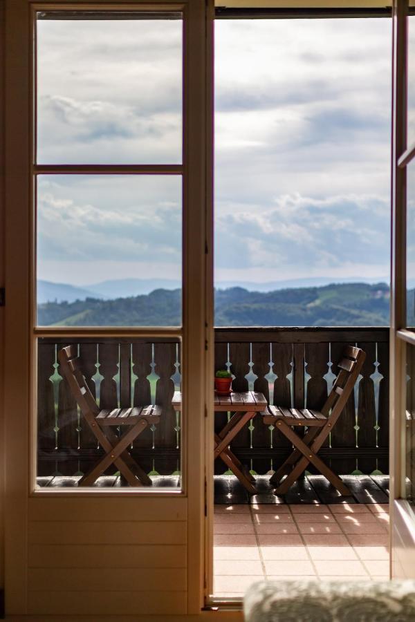 Jaglhof Hotel Gamlitz Bagian luar foto